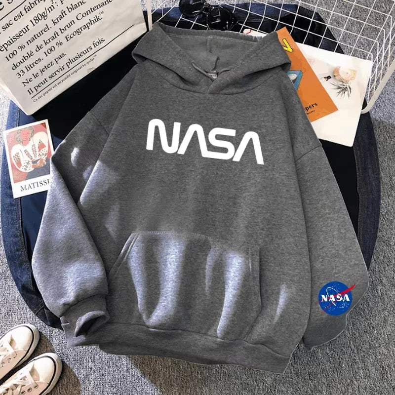Sudadera Oversize con Forro Polar – Diseño Astronauta & NASA | Moda 2025