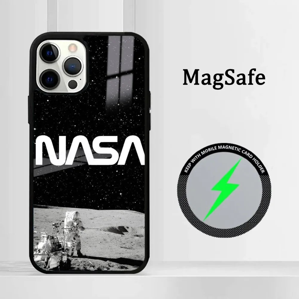 Fundas MagSafe con diseño NASA para iPhone