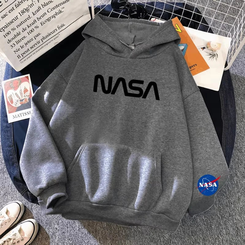 Sudadera Oversize con Forro Polar – Diseño Astronauta & NASA | Moda 2025