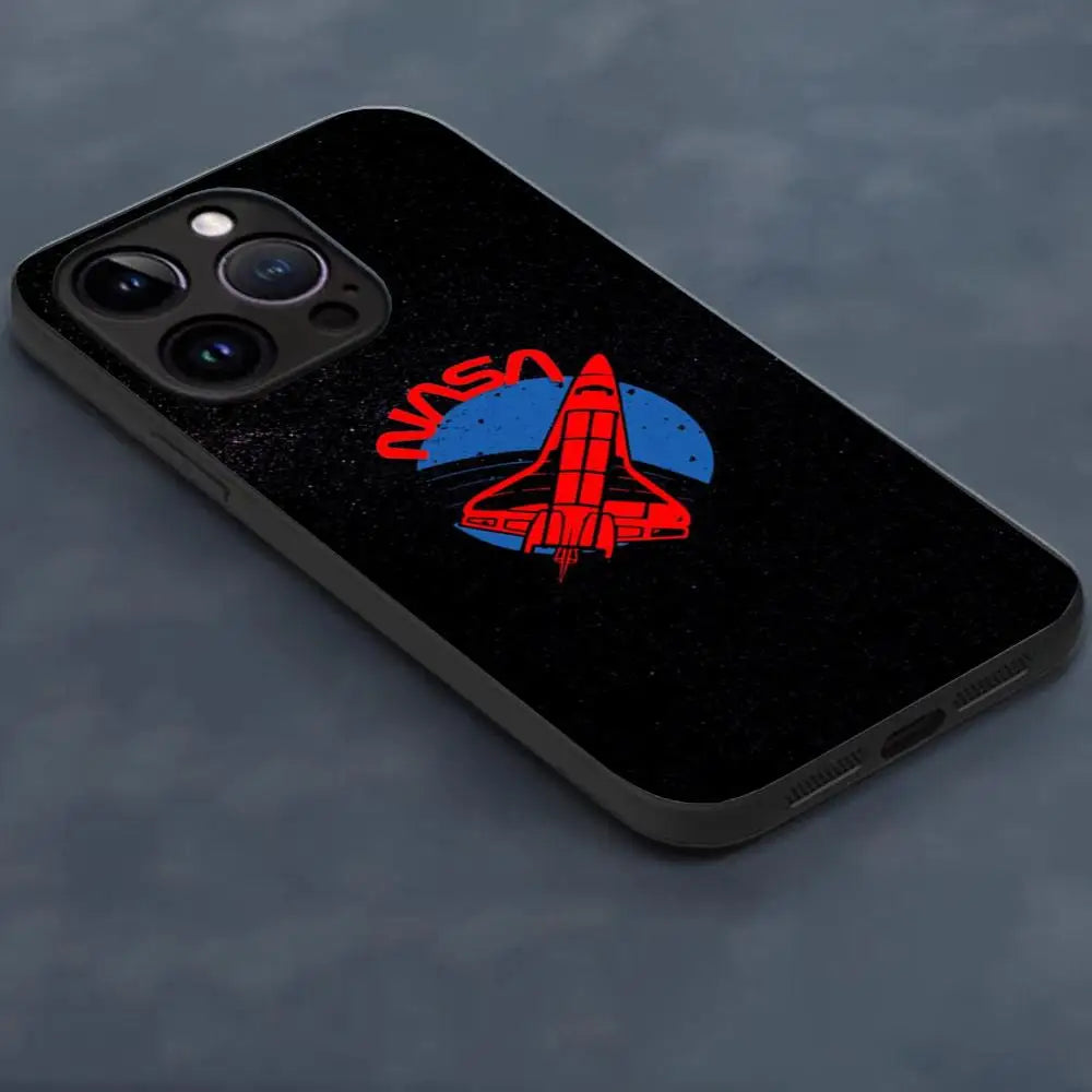 NASA Black Shield – Funda universal para iPhone con esencia cósmica