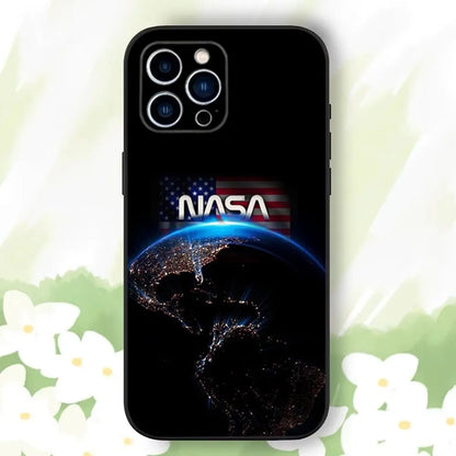 NASA Black Shield – Funda universal para iPhone con esencia cósmica