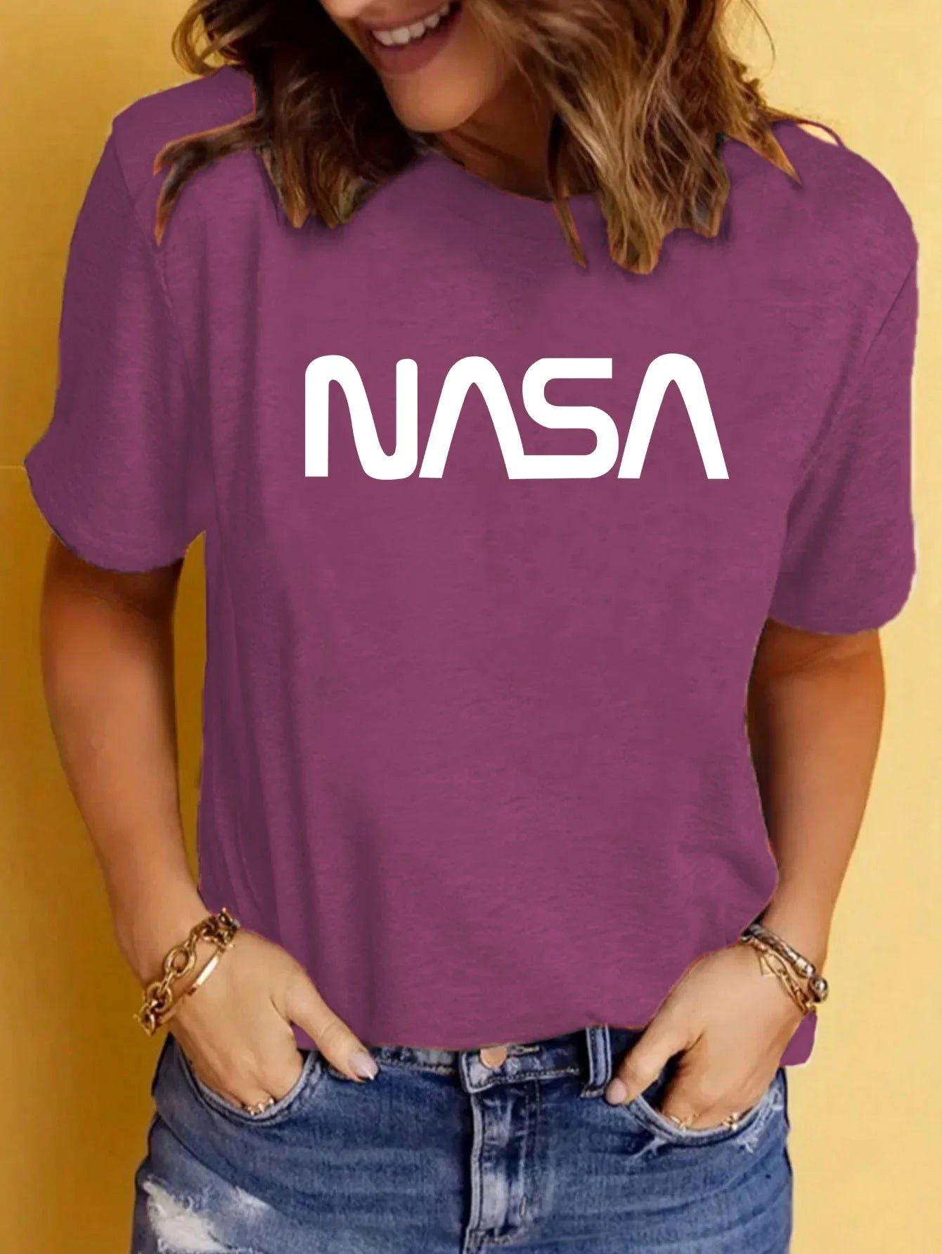 Camiseta Deportiva Oversize NASA para Mujer