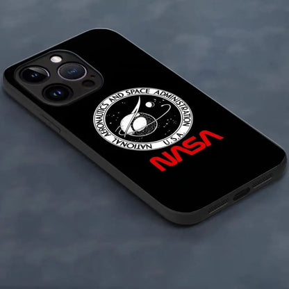 NASA Black Shield – Funda universal para iPhone con esencia cósmica
